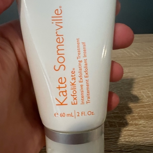 ExfoliKate® Intensive Exfoliating Treatment - Picture 4 of 5